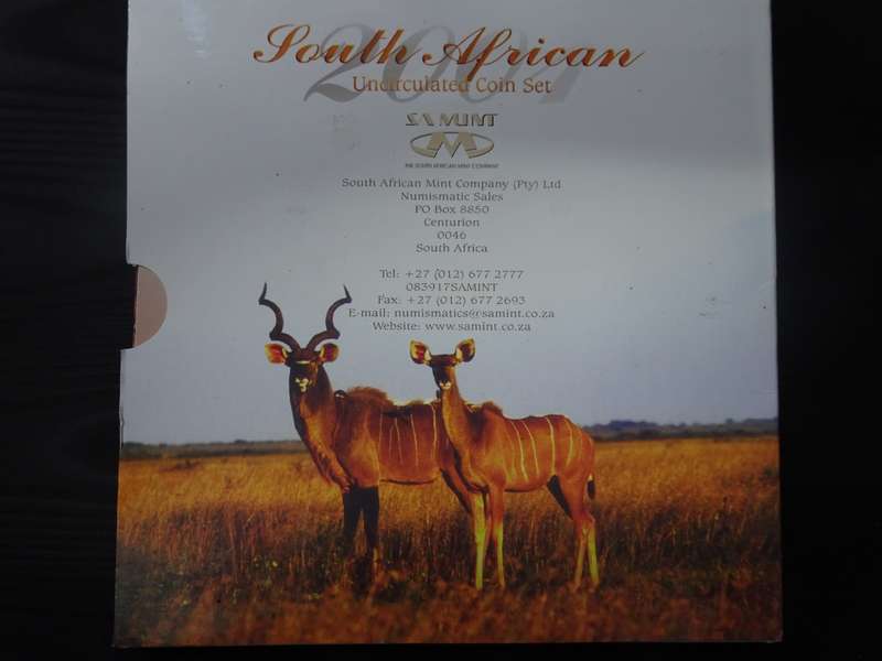 South African Uncirculated 2001 Coin Set - In Good Condition
