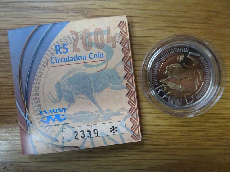 2004 - R5 Circulation Coin - Minted By The South African Mint Company - In Excellent Condition
