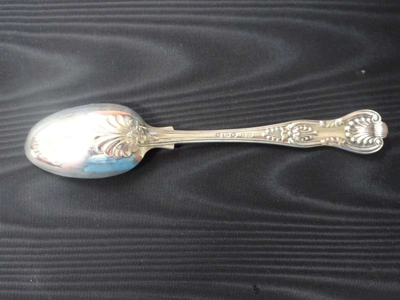 Beautiful Sterling Silver Kings Pattern Teaspoon - Clearly Marked - 24 Grams