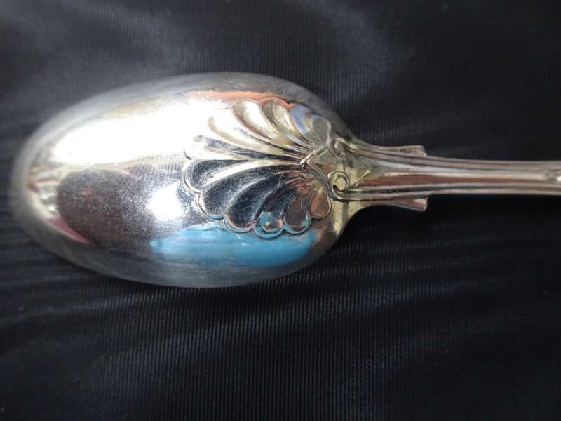 Beautiful Sterling Silver Kings Pattern Teaspoon - Clearly Marked - 24 Grams