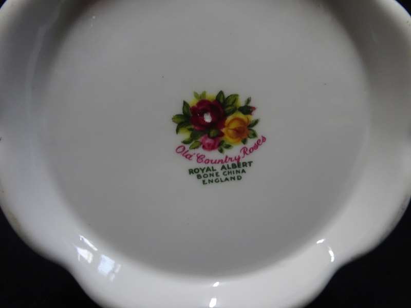Very RARE Vintage Royal Albert Old Country Roses Planter Plant Pot - Excellent Condition