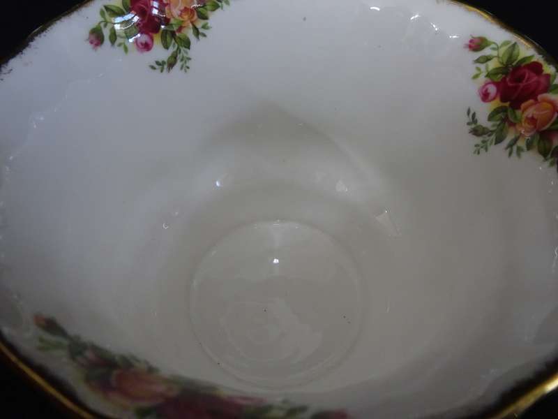 Very RARE Vintage Royal Albert Old Country Roses Planter Plant Pot - Excellent Condition