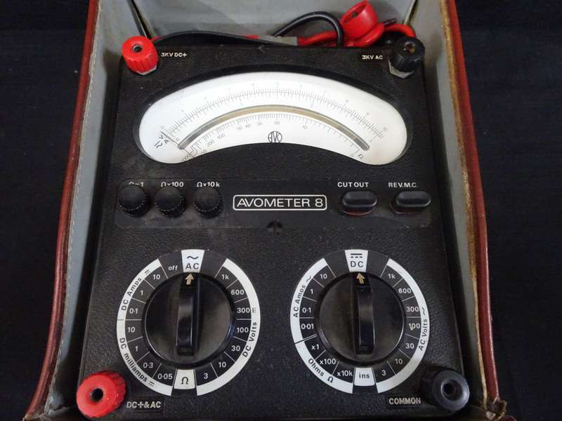 Vintage Avometer 8 Universal Multimeter + Original Case(PLEASE NOTE CASE HAS SOME WEAR)- Not Tested
