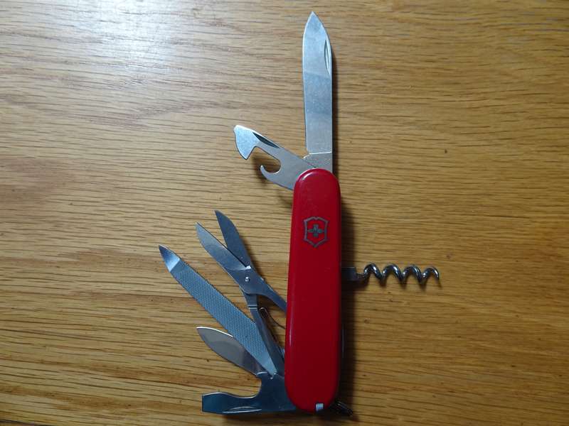 Victorinox Switzerland Stainless Rostfrei Officier Suisse Swiss Army Knife - Good Condition