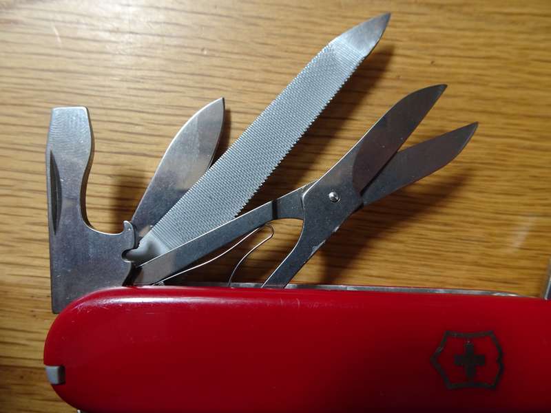 Victorinox Switzerland Stainless Rostfrei Officier Suisse Swiss Army Knife - Good Condition