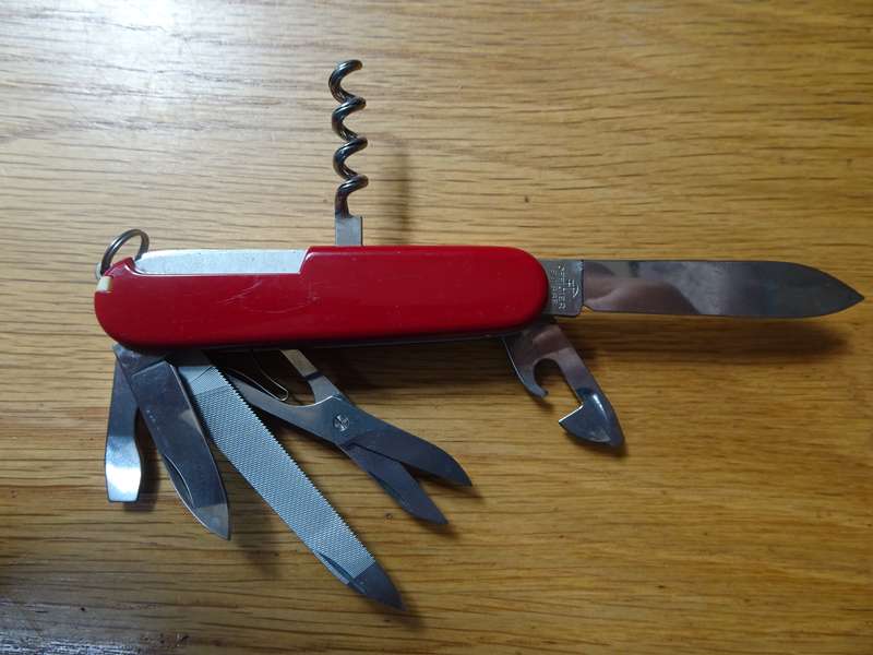 Victorinox Switzerland Stainless Rostfrei Officier Suisse Swiss Army Knife - Good Condition