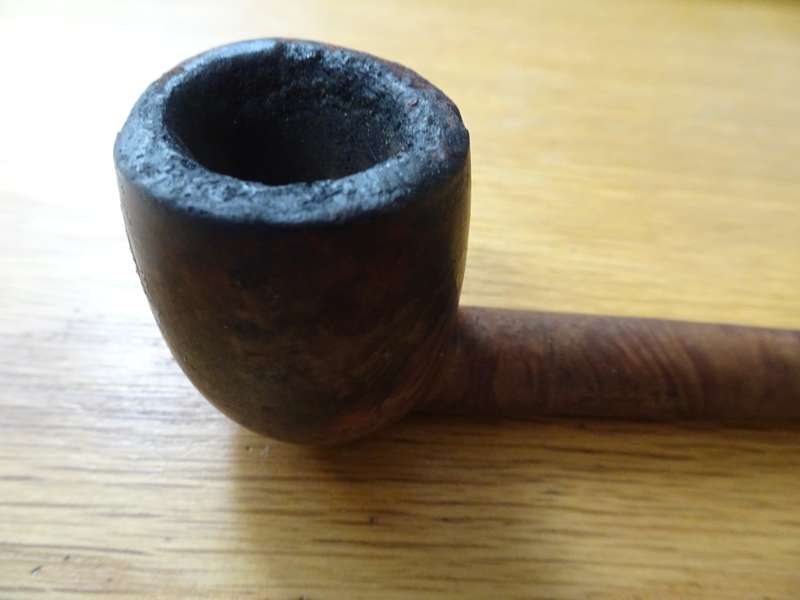 Beautiful Vintage Jaohar (No. 940) Walnut Smoking Pipe - In Used Condition - Made In London England