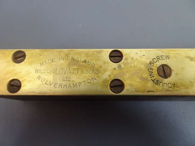 Antique Wilson Lovatt & Sons Brass And Wood Level - Made In England - 25.5cm x 2cm x 3.5cm