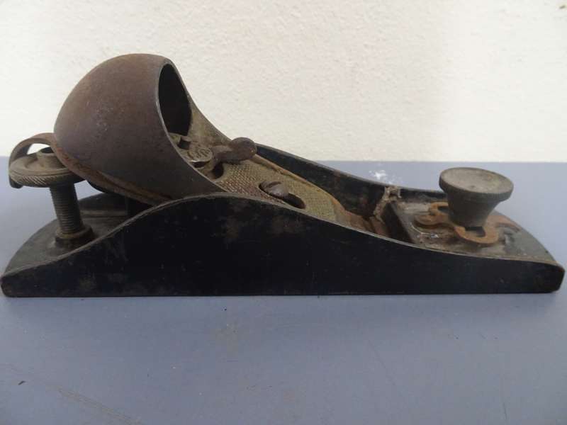 Stunning Vintage Block Plane With Adjustable Throat - In Good Condition ( Patdio . 12.97. )