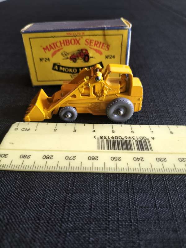 Very Rare Vintage Moko Lesney Matchbox Series NO 24- Excavator - Made in England
