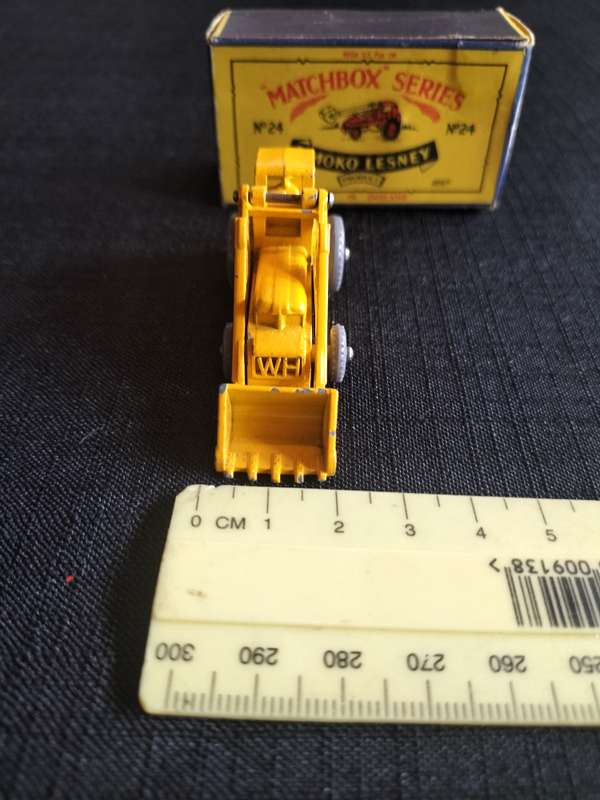 Very Rare Vintage Moko Lesney Matchbox Series NO 24- Excavator - Made in England