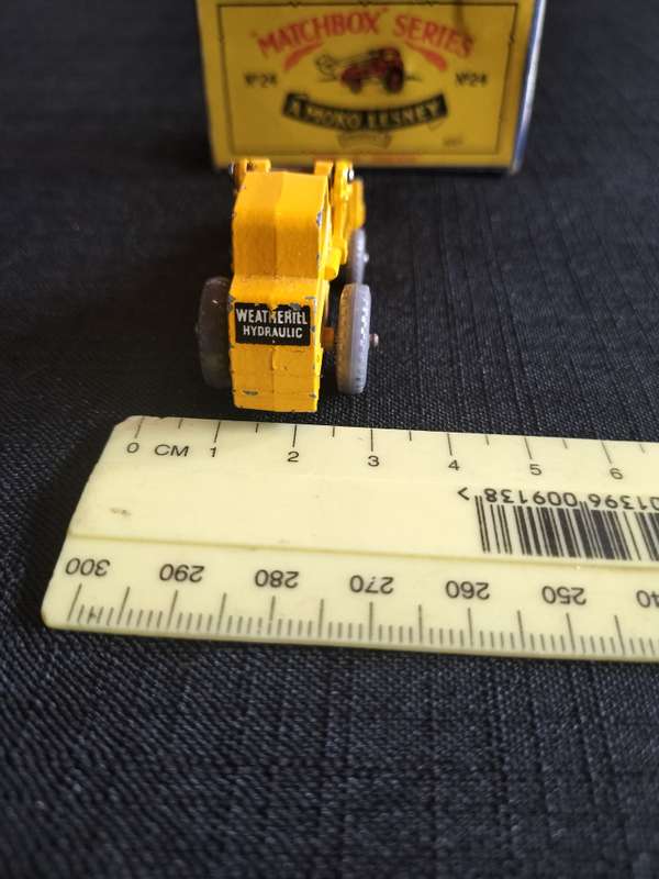 Very Rare Vintage Moko Lesney Matchbox Series NO 24- Excavator - Made in England