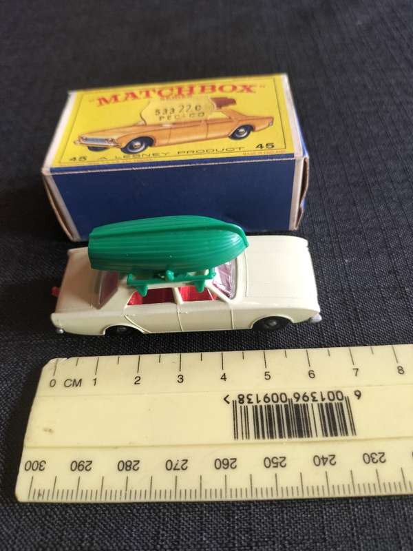 Very Rare Vintage Lesney Matchbox Series NO45 -Ford Corsair With Boat- Made in England
