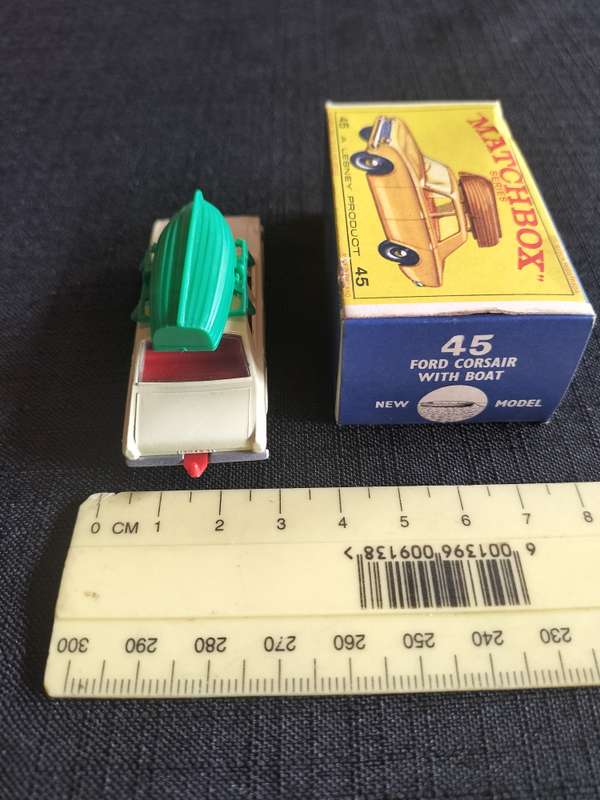 Very Rare Vintage Lesney Matchbox Series NO45 -Ford Corsair With Boat- Made in England