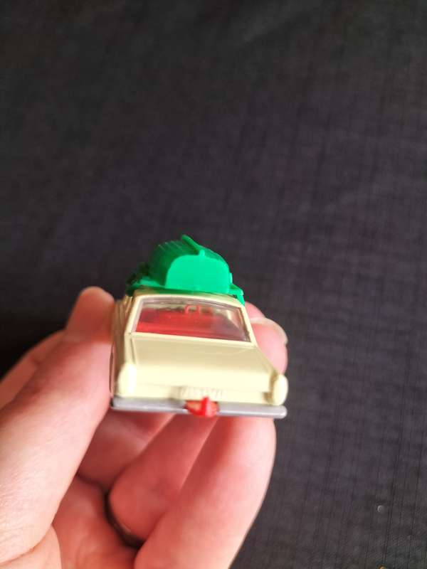 Very Rare Vintage Lesney Matchbox Series NO45 -Ford Corsair With Boat- Made in England