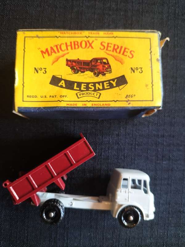 Very Rare Vintage Lesney Matchbox Series NO 3 -Bedford Tipper Truck- Made in England