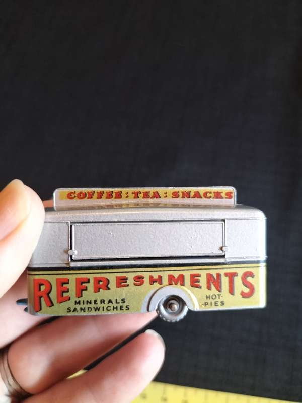 Very Rare Vintage Lesney Matchbox Series NO 74-Mobile Canteen- Made in England