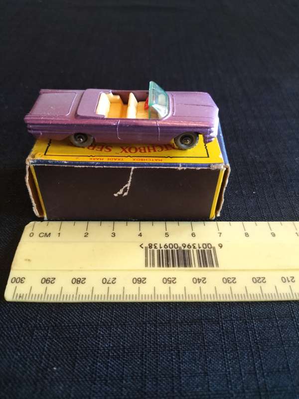 Very Rare Vintage Lesney Matchbox Series NO 39 - Pontiac Convertibe- Made in England