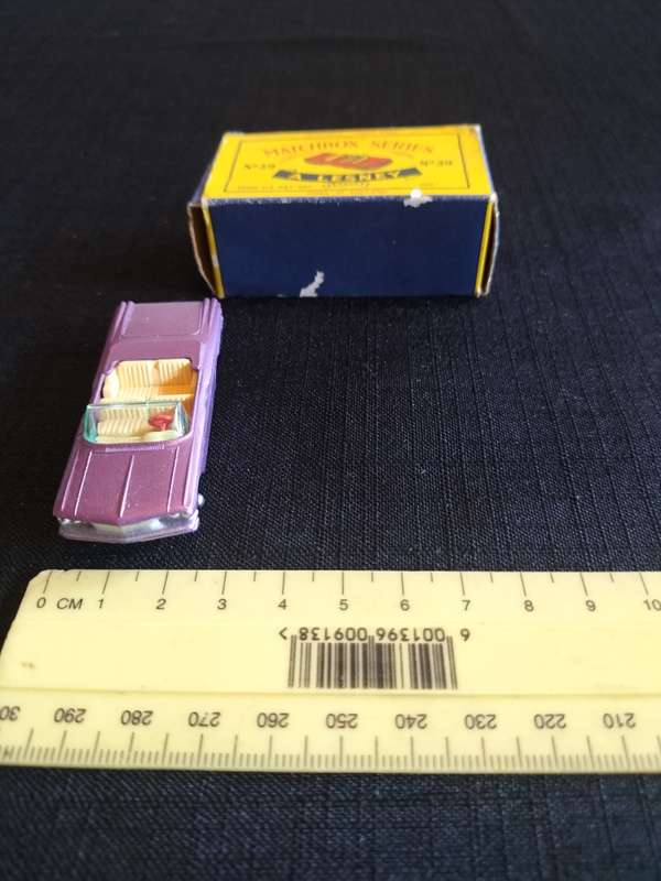 Very Rare Vintage Lesney Matchbox Series NO 39 - Pontiac Convertibe- Made in England