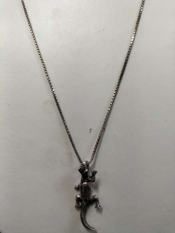 Stunning Sterling Siver 925 Necklace With Lizard Pendant 7.3g in Great Condition