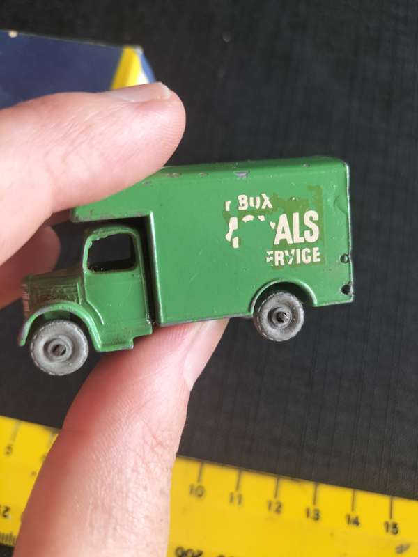 Very Rare Vintage Moko Lesney Match Box Series NO17 - Green Bedford Removals Van - Made in England