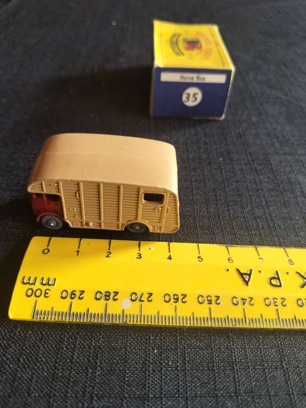 Very Rare Vintage Moko Lesney Match Box Series NO35 - Horse Box - Made in England - View Description