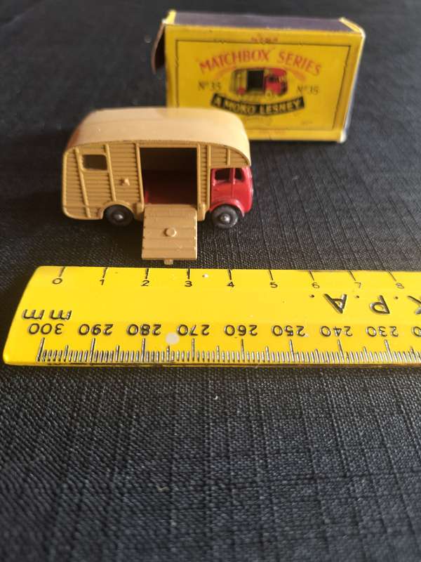 Very Rare Vintage Moko Lesney Match Box Series NO35 - Horse Box - Made in England - View Description