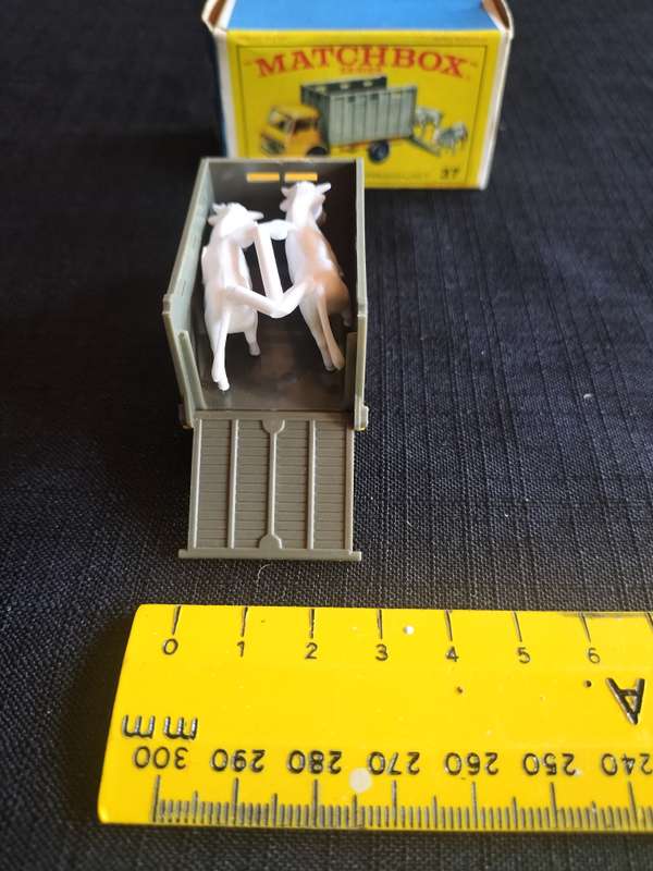 Very Rare Vintage Lesney Match Box Series NO37 - Cattle Truck - Made in England