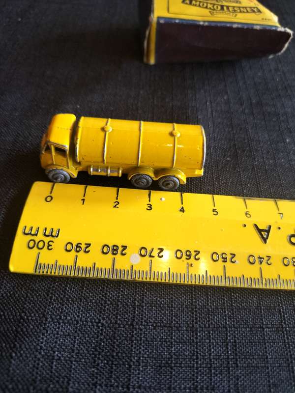 Very Rare Vintage Moko Lesney Match Box Series NO11 - Fuel Tanker - Made in England