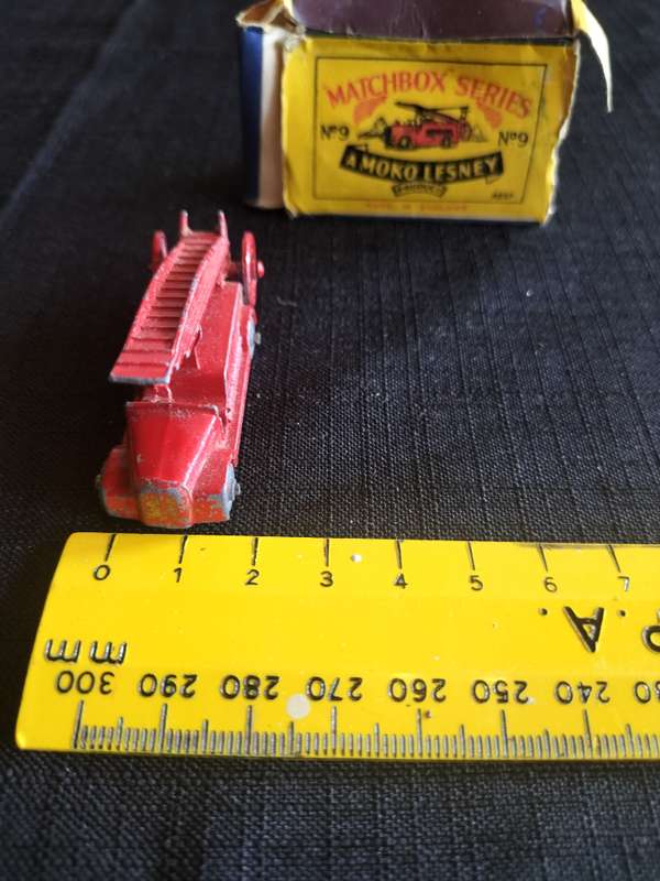 Very Rare Vintage Moko Lesney Match Box Series NO9 - Dennis Fire Engine - Made in England