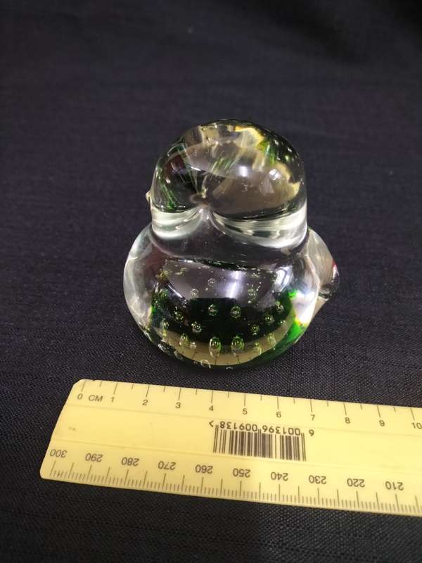 Vintage Art Clear Glass Bird Paperweight With Dark Green Bubbles