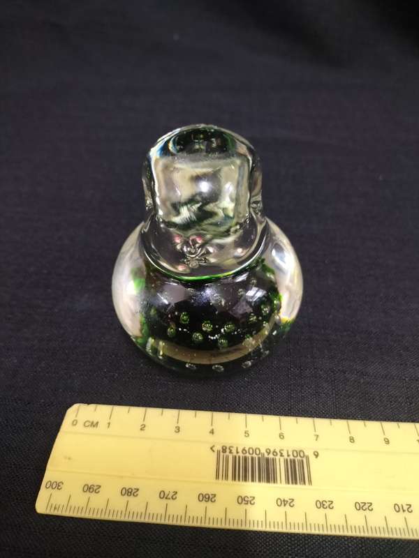 Vintage Art Clear Glass Bird Paperweight With Dark Green Bubbles