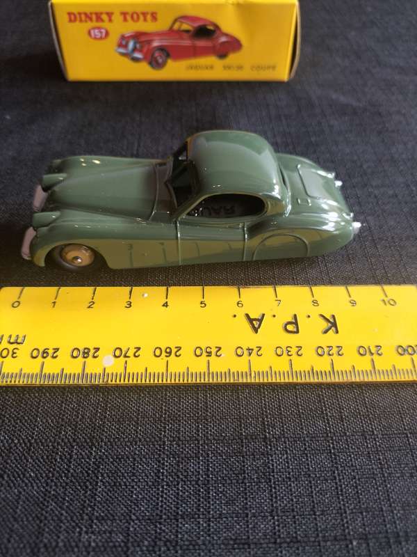 Vintage Dinky Toys NO 157- Jaguar XK 100 Coupe -DeAgostini Reproduction- Good Condition