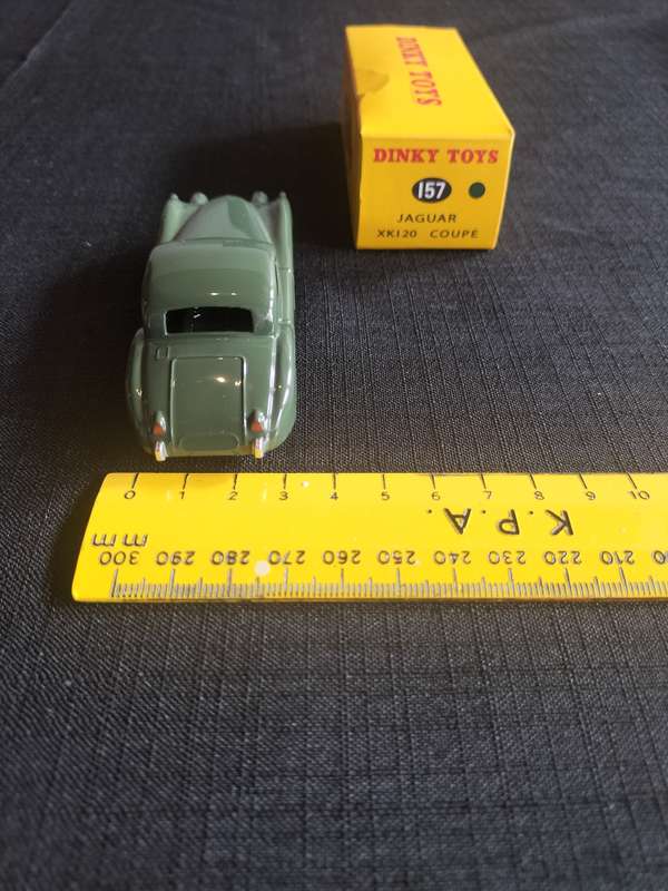 Vintage Dinky Toys NO 157- Jaguar XK 100 Coupe -DeAgostini Reproduction- Good Condition