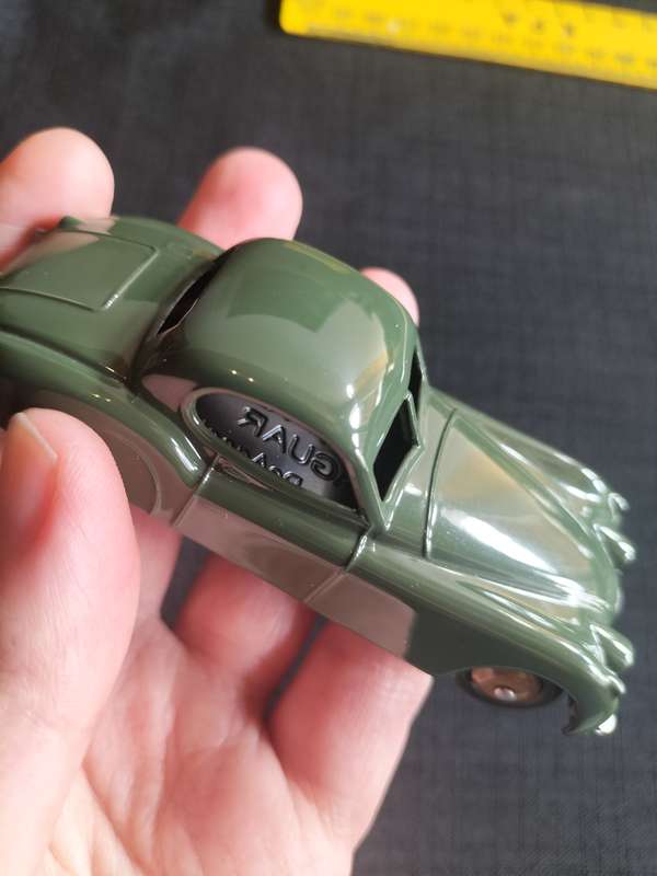 Vintage Dinky Toys NO 157- Jaguar XK 100 Coupe -DeAgostini Reproduction- Good Condition