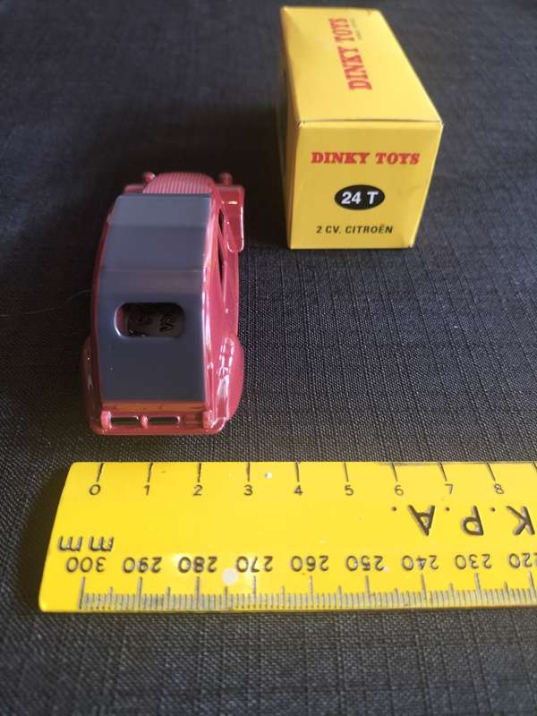 Vintage Dinky Toys NO 24T-  Citroën 2 CV - DeAgostini Reproduction  -Good Condition