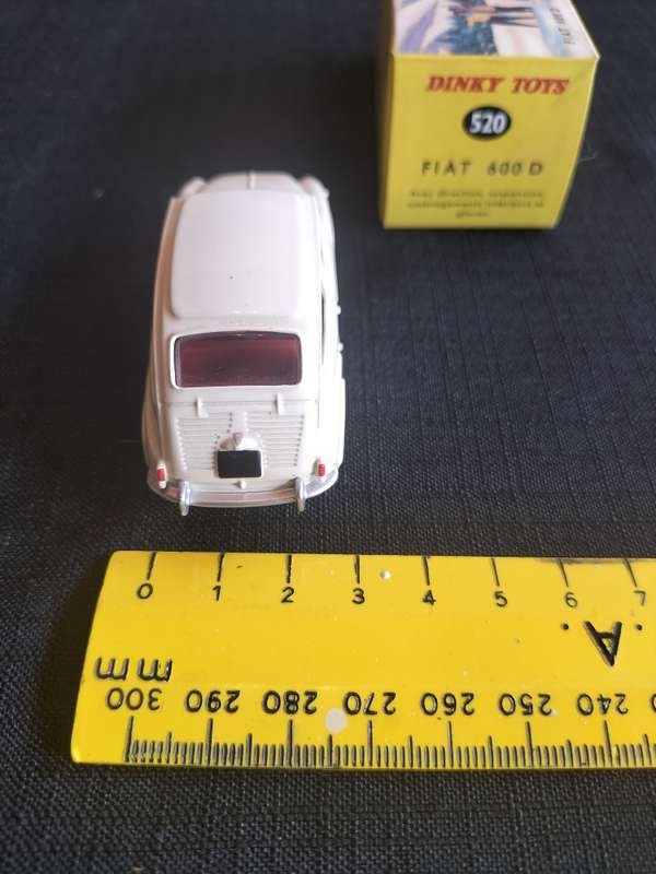 Vintage Dinky Toys NO 520- Fiat 600D in Cream -DeAgostini Reproduction- Good Condition