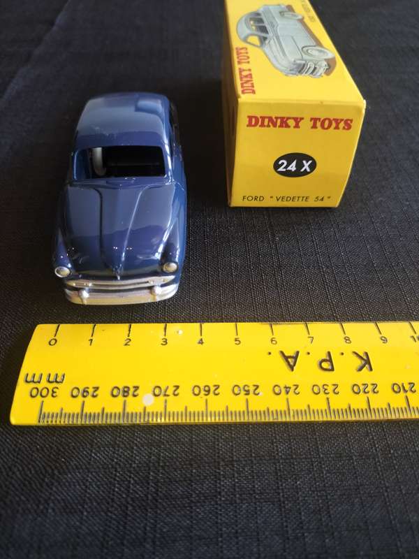 Vintage Dinky Toys NO24X- Ford Vedette 54 -DeAgostini Reproduction- Good Condition