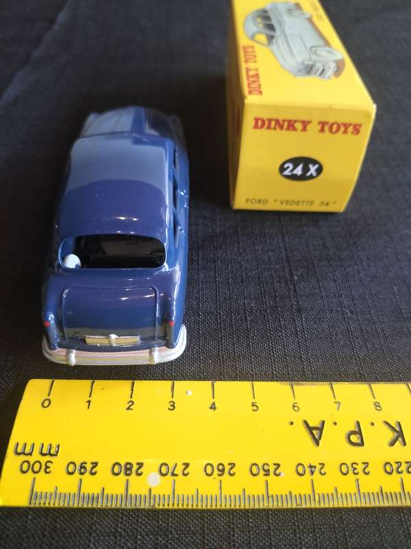 Vintage Dinky Toys NO24X- Ford Vedette 54 -DeAgostini Reproduction- Good Condition
