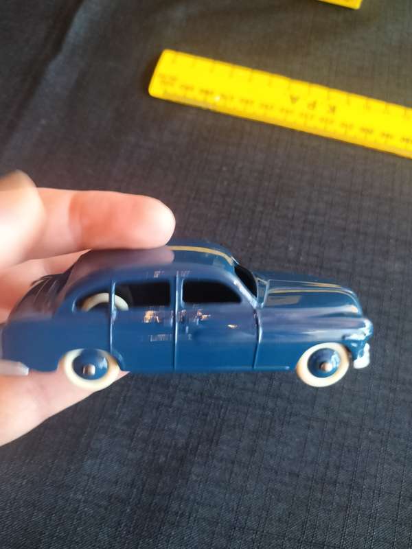Vintage Dinky Toys NO24X- Ford Vedette 54 -DeAgostini Reproduction- Good Condition