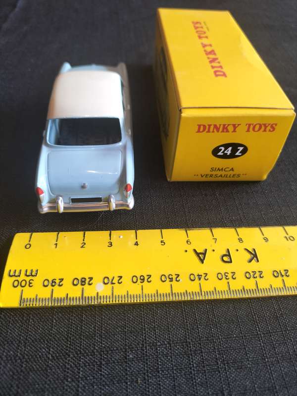 Vintage Dinky Toys NO 24 Z- Simca Versailles -DeAgostini Reproduction- Good Condition