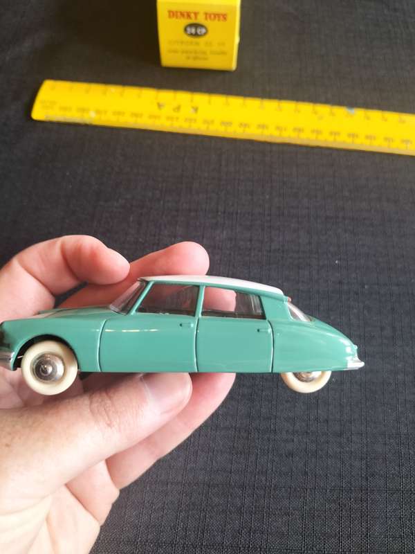 Vintage Dinky Toys NO 24CP- Citroën  DS 19 -DeAgostini Reproduction- Good Condition