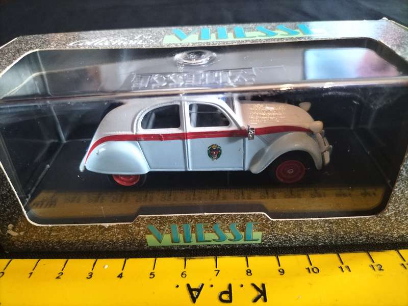Vintage Vitesse NO531 -Scale 1/43 Citroen 2CU Cabriolet Taxi Parisien 1957- Good Condition