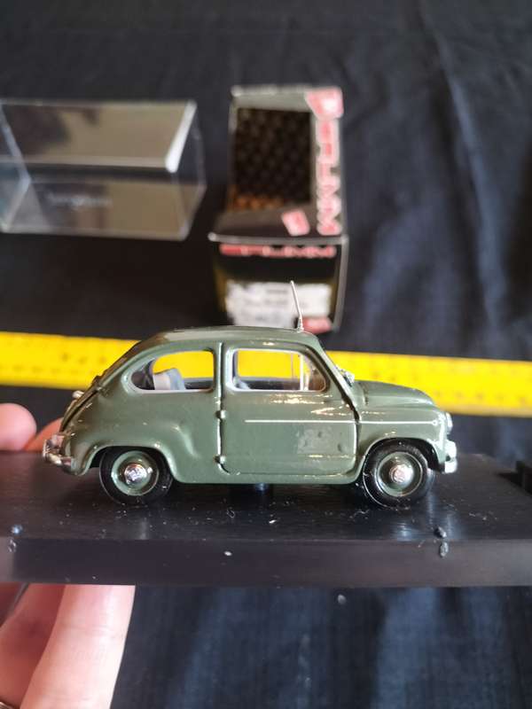 Brumm R308 Fiat 600D Polizia Stradale 1960 - Scale 1:43