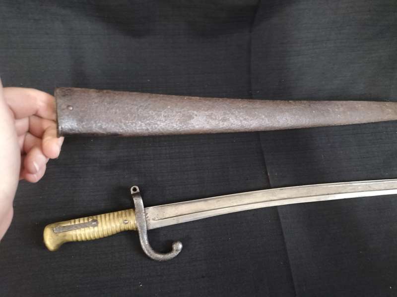 Antique U.S. Civil War Confederate M1855 Style Saber Bayonet with Metal Scabbard   - See Description