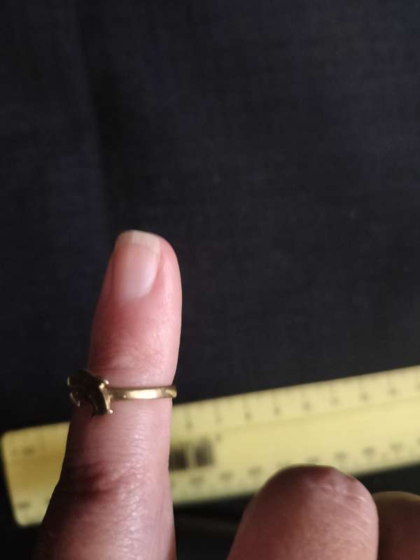 Stunning Vintage 9Ct Gold Kids Dolphin Ring 1.2 grams - Good Condition