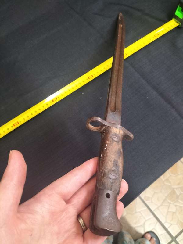 Vintage WWI, WWII M 1907 British Sanderson Co Bayonet Without Scabbard - View Description