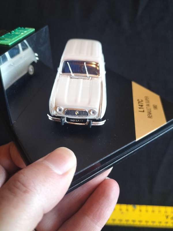 Vintage Vitesse Limited Edition - L105A Renault 3/4 1961-1962