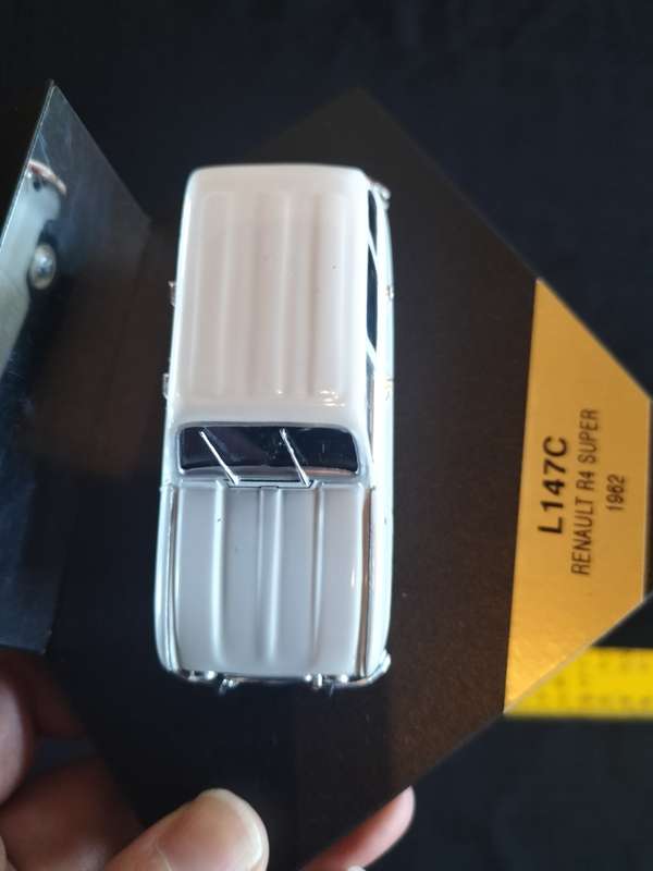 Vintage Vitesse Limited Edition - L105A Renault 3/4 1961-1962