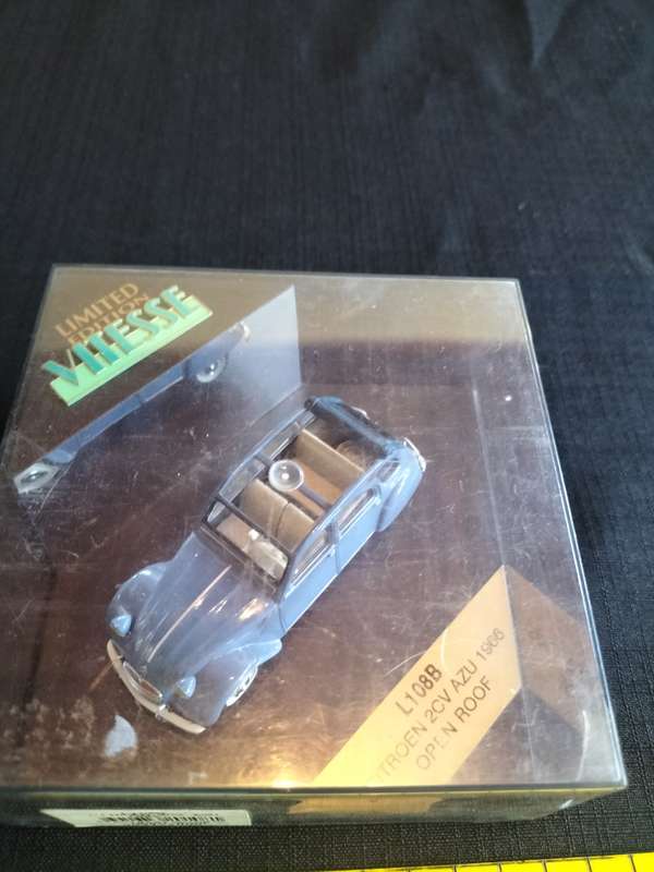 Vintage Vitesse Limited Edition - L108B  Citroën 2CV AZU 1966 Open Roof